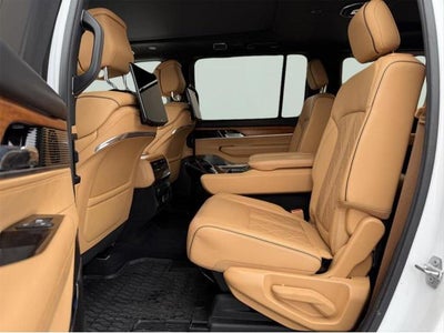 2022 Jeep Grand Wagoneer Series III