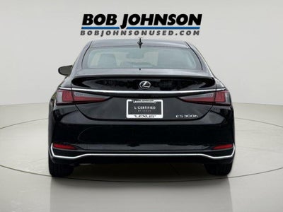 2024 Lexus ES 300h 
