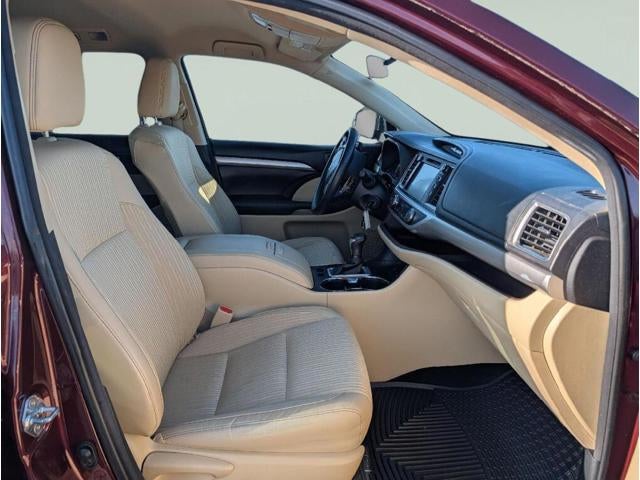 2016 Toyota Highlander LE Plus