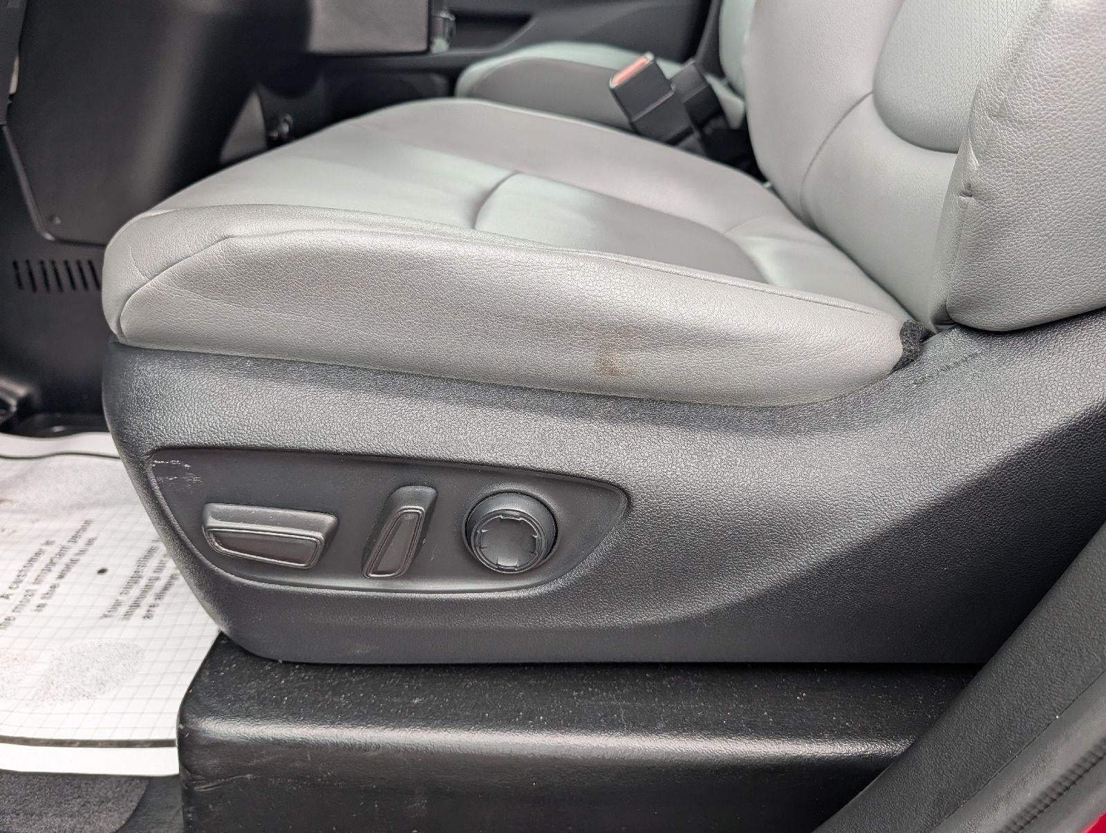 2022 Toyota Sienna XLE 8-Passenger