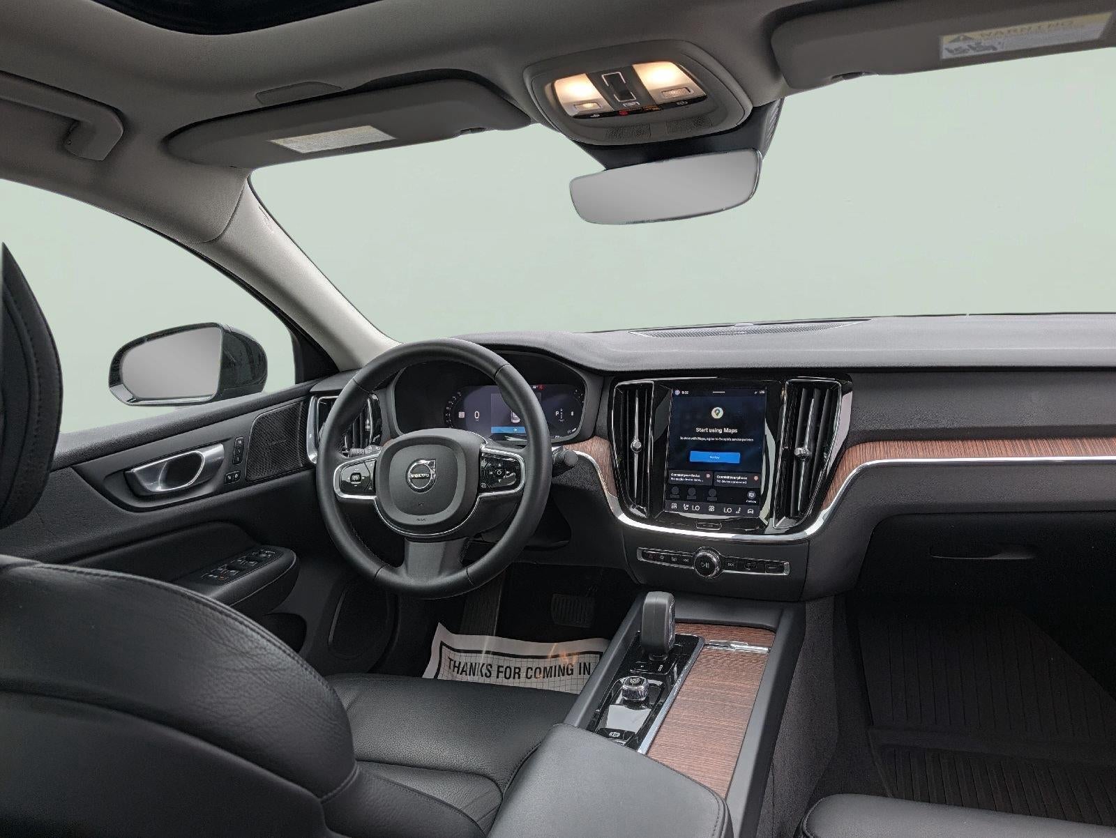 2024 Volvo S60 Plus Dark Theme