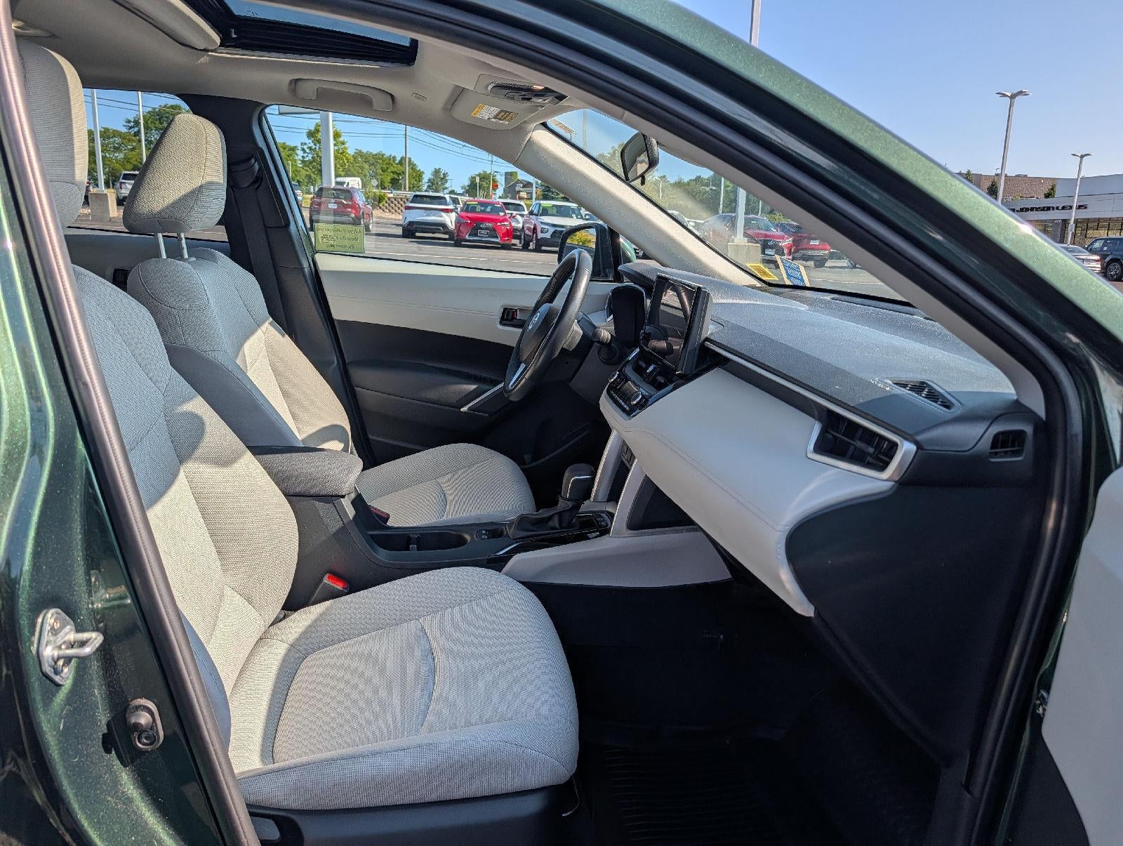 2023 Toyota COROLLA CROSS LE 4WD