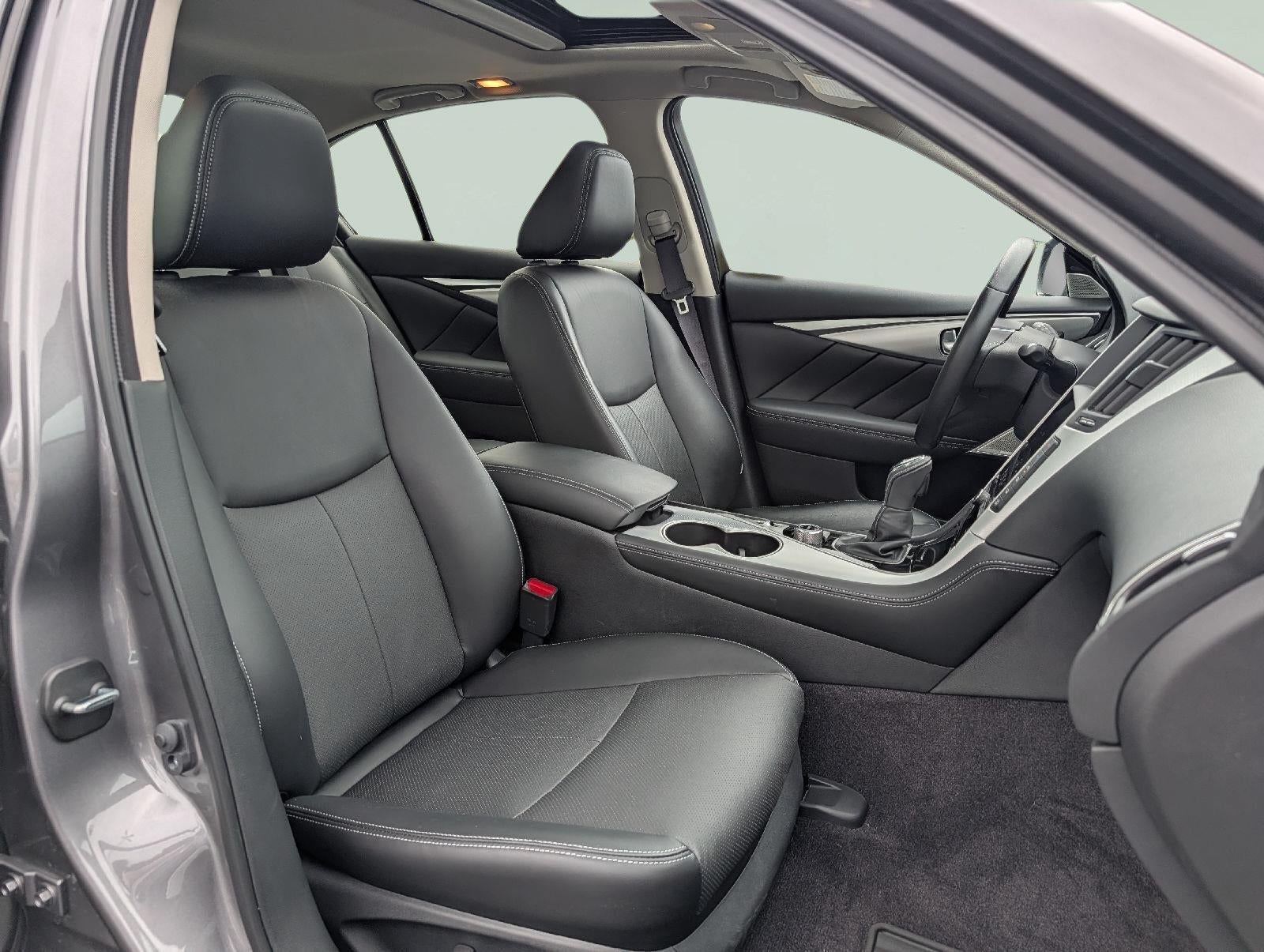 2023 INFINITI Q50 LUXE