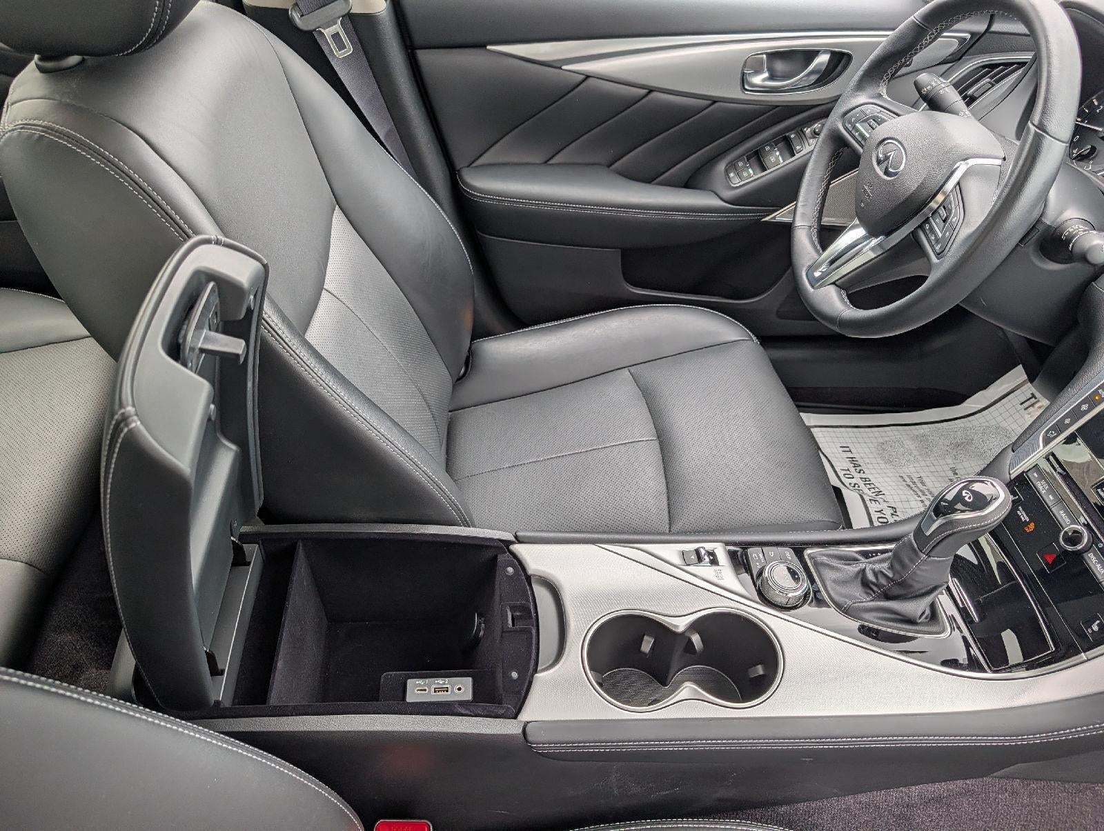 2023 INFINITI Q50 LUXE