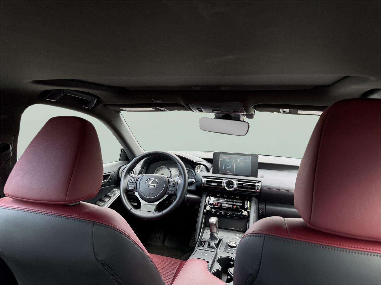 2022 Lexus IS 300 