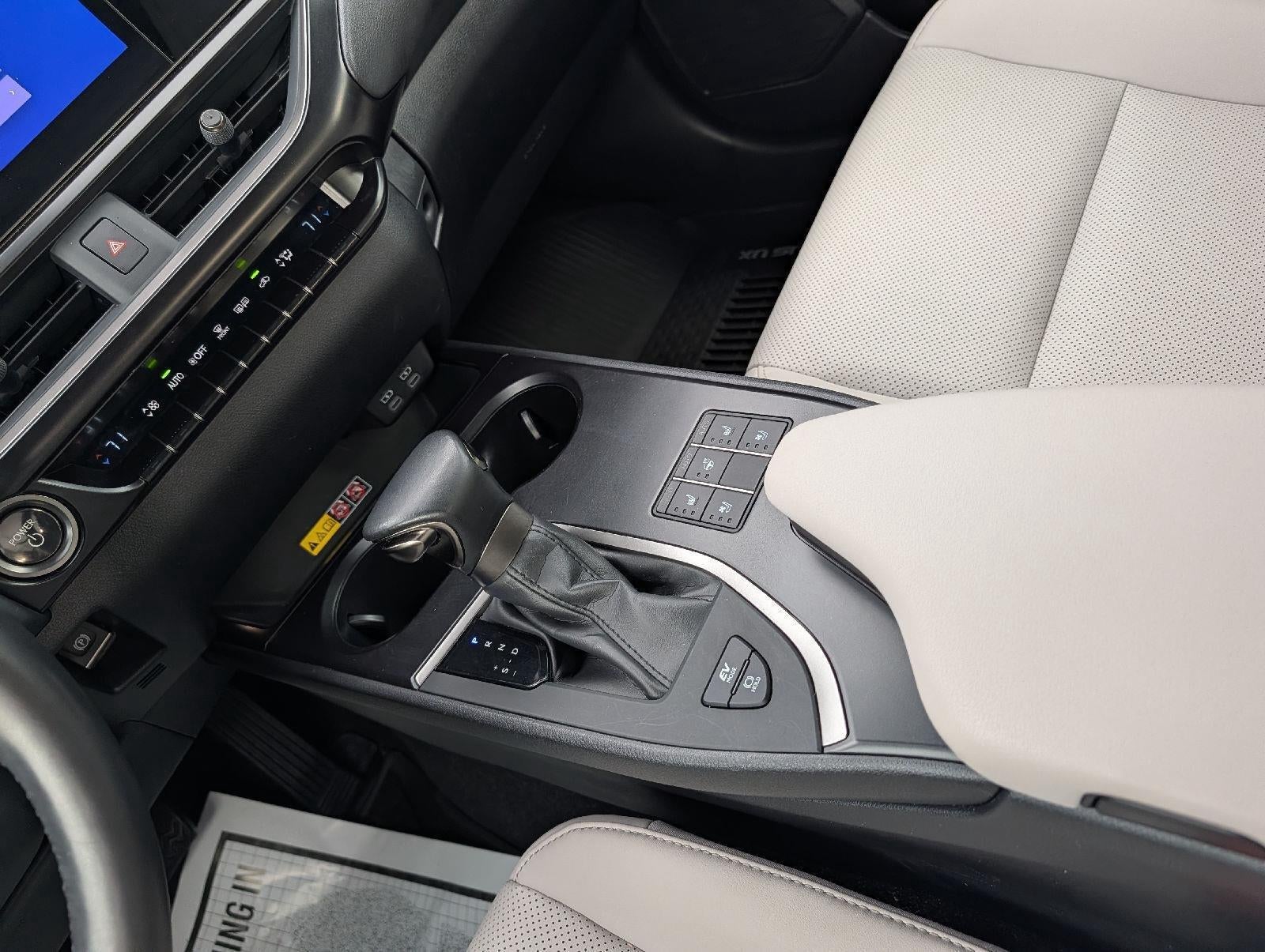 2024 Lexus UX UX 250h Premium