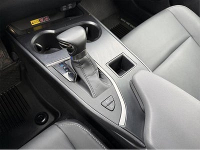 2023 Lexus UX AWD