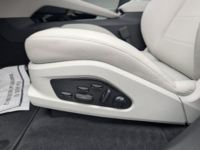2025 Porsche Macan Electric 4