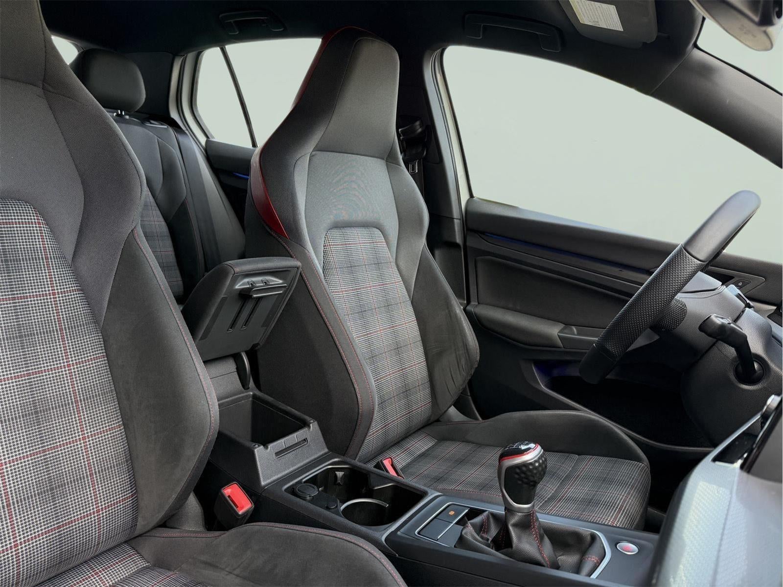 2022 Volkswagen Golf GTI S
