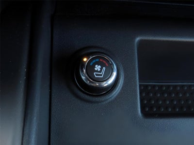 2023 Nissan TITAN Crew Cab Platinum Reserve 4x4