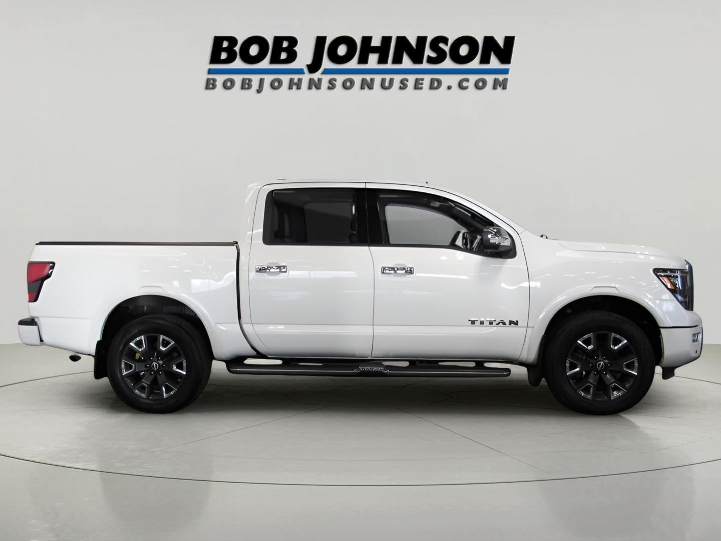 2023 Nissan TITAN Crew Cab Platinum Reserve 4x4