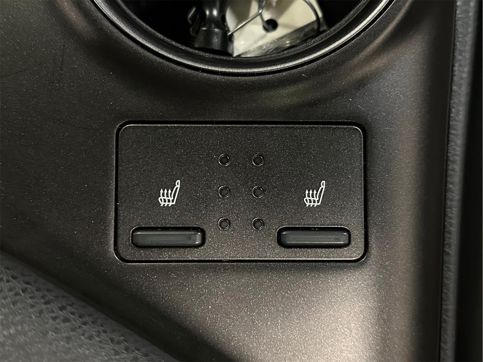 2022 Toyota Camry XSE AWD