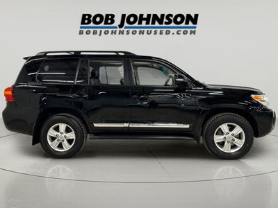 2013 Toyota Land Cruiser V8