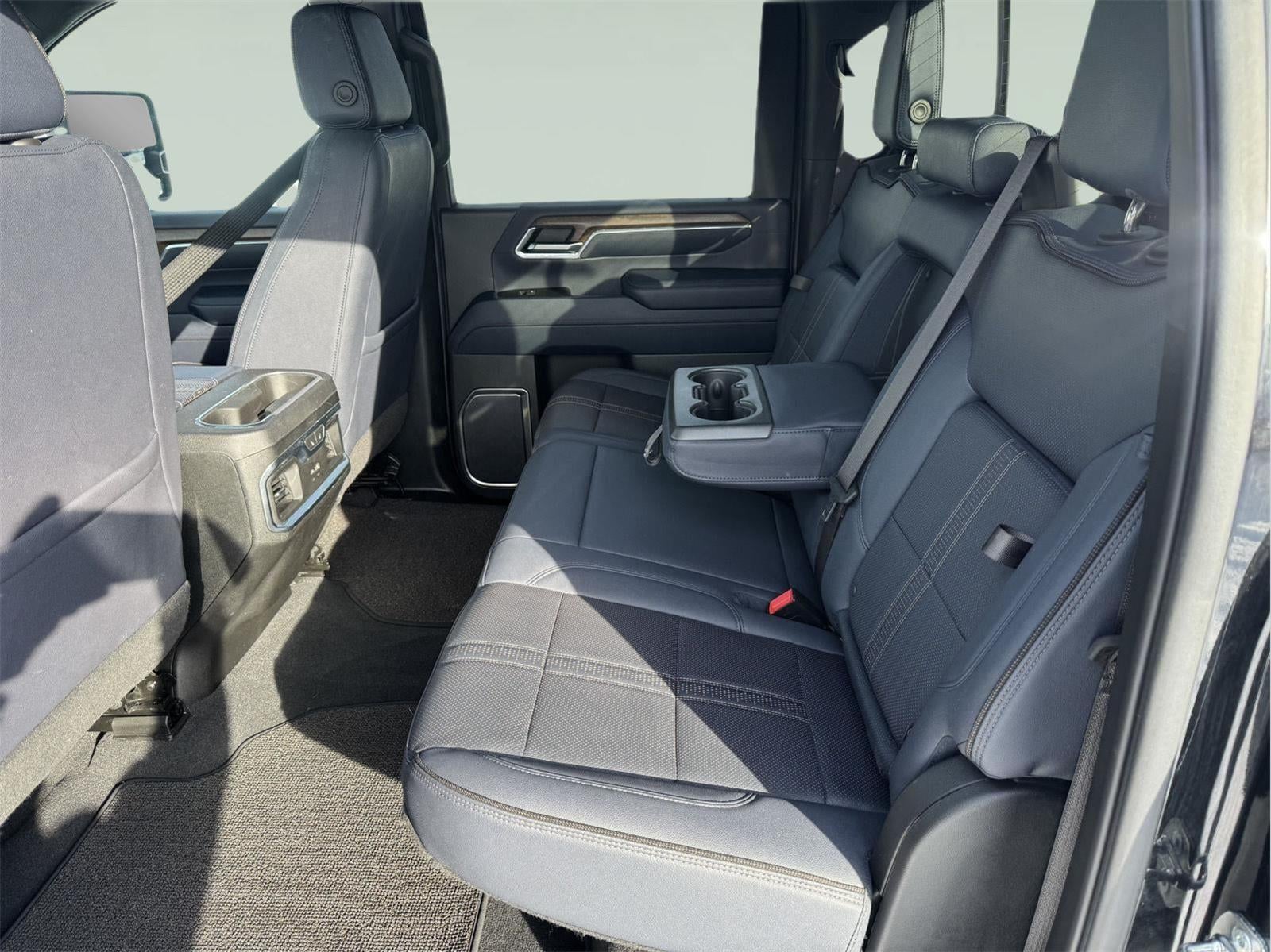 2024 Chevrolet Silverado 3500 HD High Country