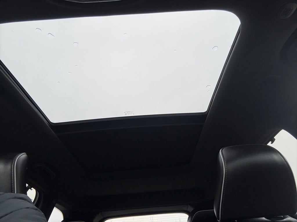 2023 Jeep Grand Cherokee Summit CARBRAVO!