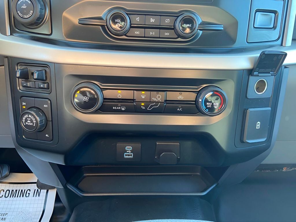 2023 Ford F-150 XL 6" Lift, 35's!