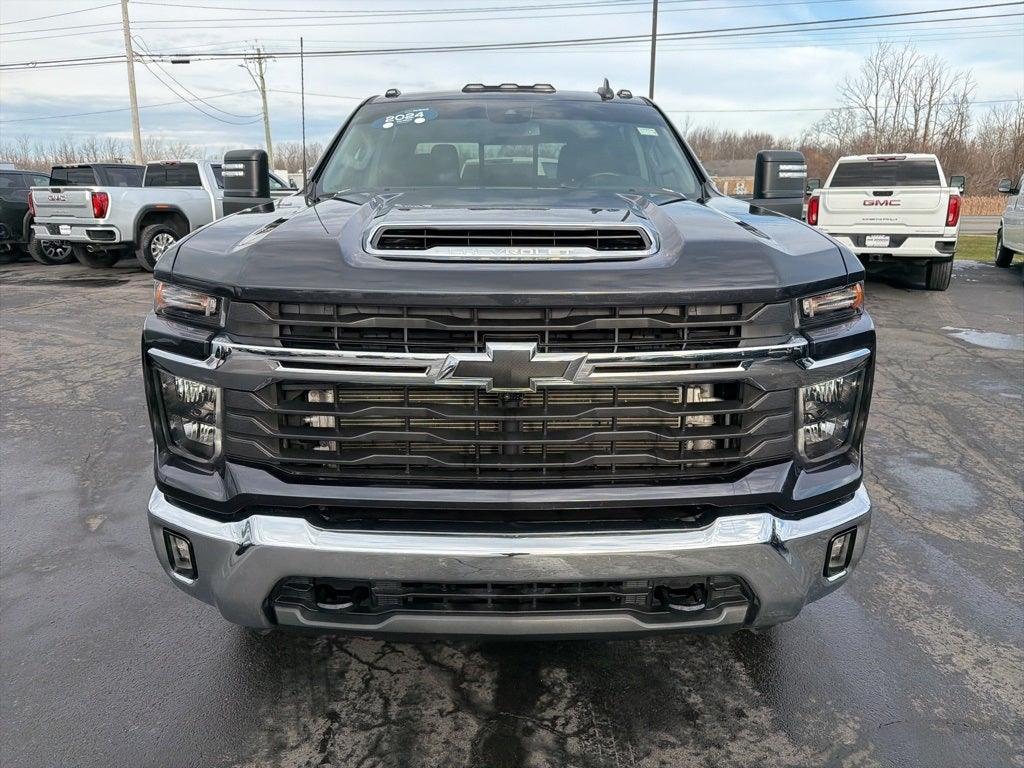 2024 Chevrolet Silverado 3500HD LT CARBRAVO!!