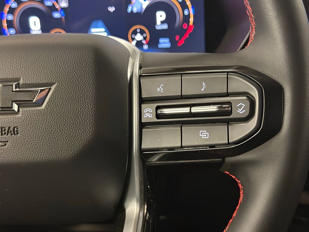 2024 Chevrolet Colorado Z71 CARBRAVO CERTIFIED