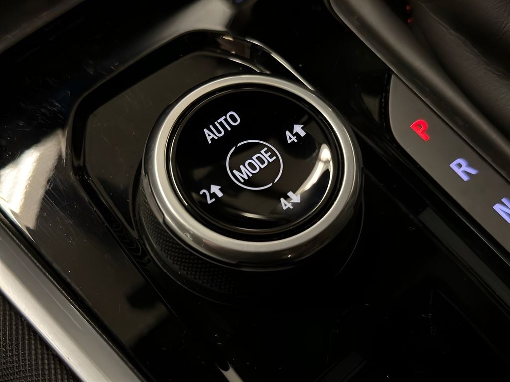 2024 Chevrolet Colorado Z71 CARBRAVO CERTIFIED