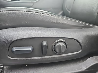 2023 GMC Acadia SLT Fresh Trade! Bose, Remote Start, Heated Seats, Pow