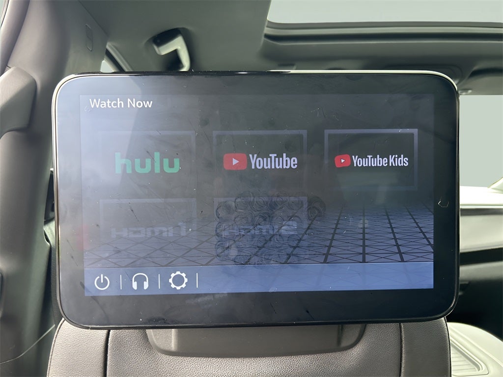 2023 GMC Yukon SLT CARBRAVO!