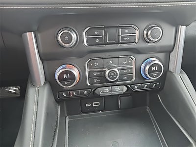 2024 GMC Yukon SLT Fresh Trade! Car Bravo Certified! Bose, Heated& Ve