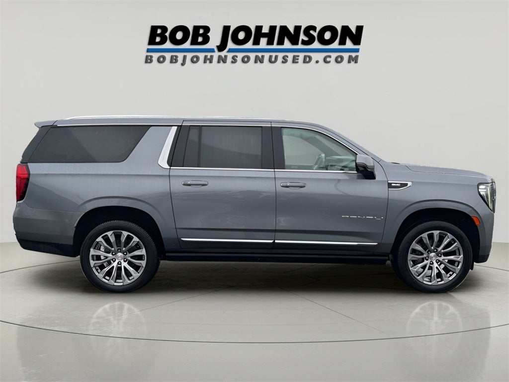 2022 GMC Yukon XL Denali CARBRAVO!