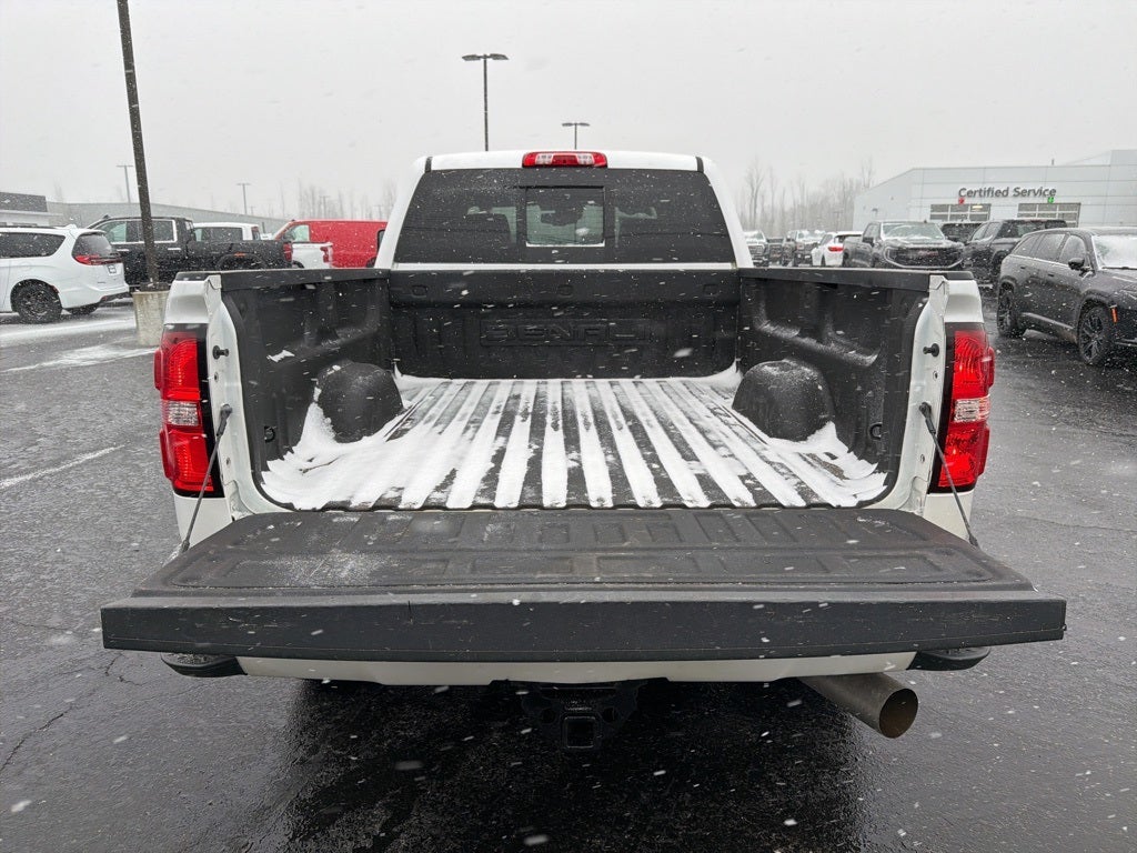 2018 GMC Sierra 3500HD Denali CARBRAVO!