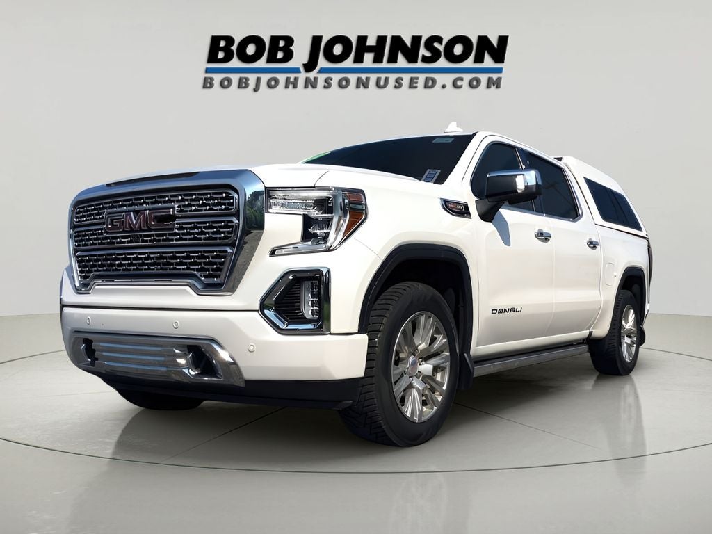2020 GMC Sierra 1500 Denali With MATCHING FIBERGLASS CAP
