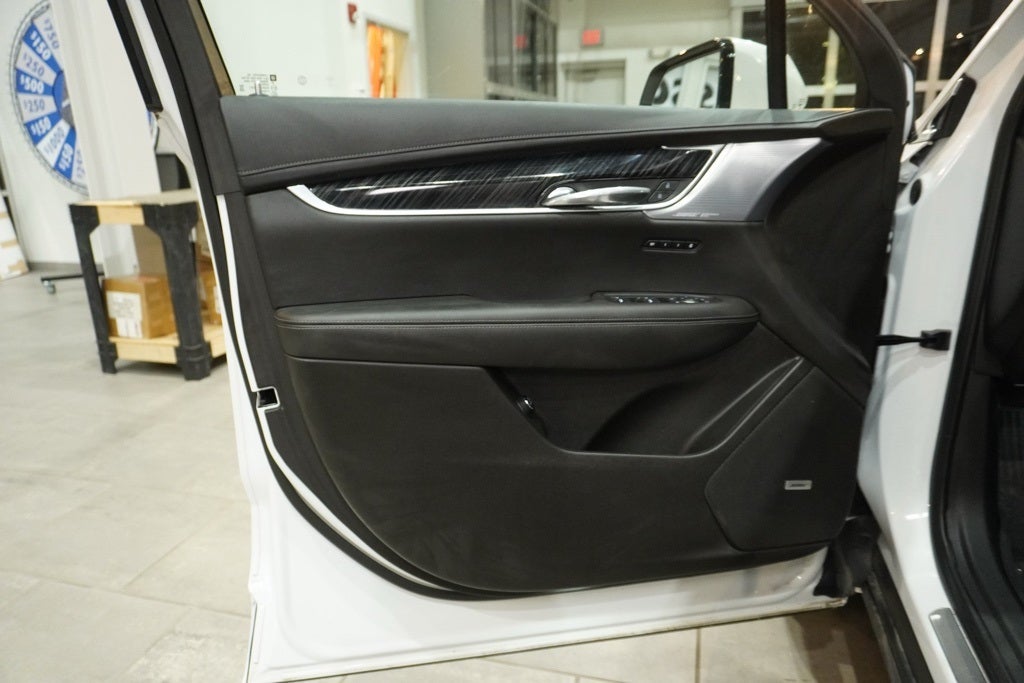 2023 Cadillac XT6 Premium Luxury 2nd Row Bucket Seats Cadillac Certified Pre-Owned