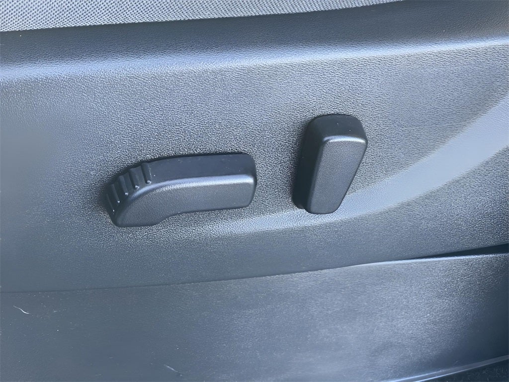 2024 Nissan Frontier SV Certified