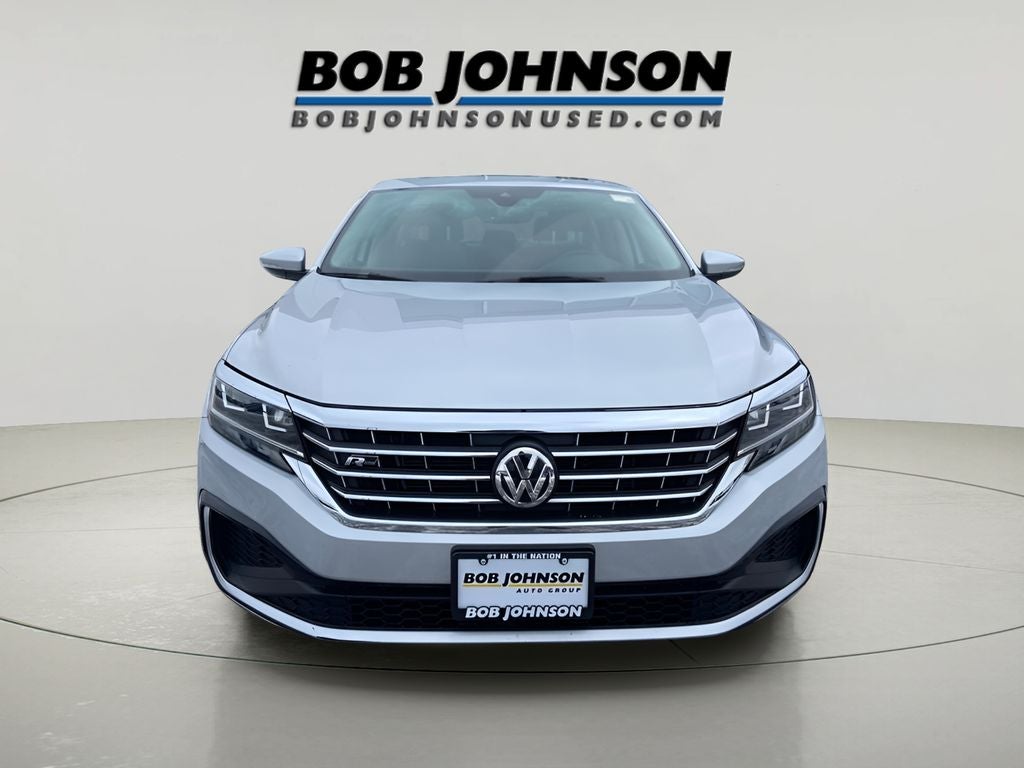 2020 Volkswagen Passat 2.0T R-Line