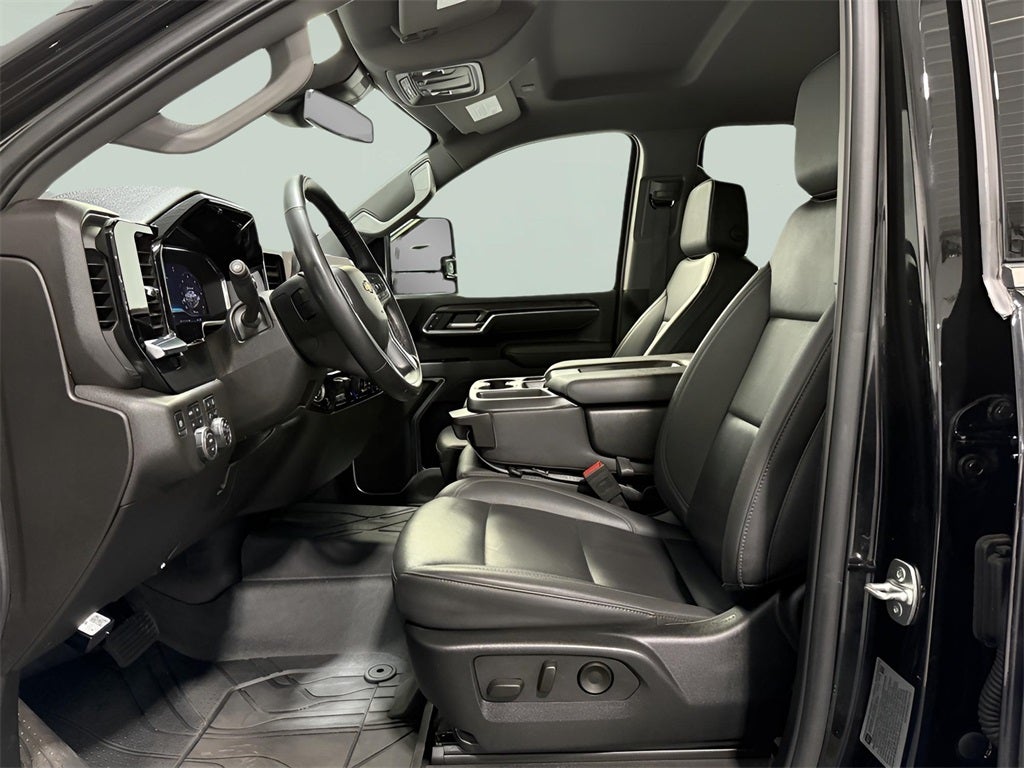 2025 Chevrolet Silverado 2500HD LTZ