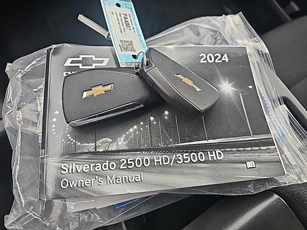 2024 Chevrolet Silverado 2500HD Custom Fresh Trade! Snow Plow Prep/Camper Package, Remote