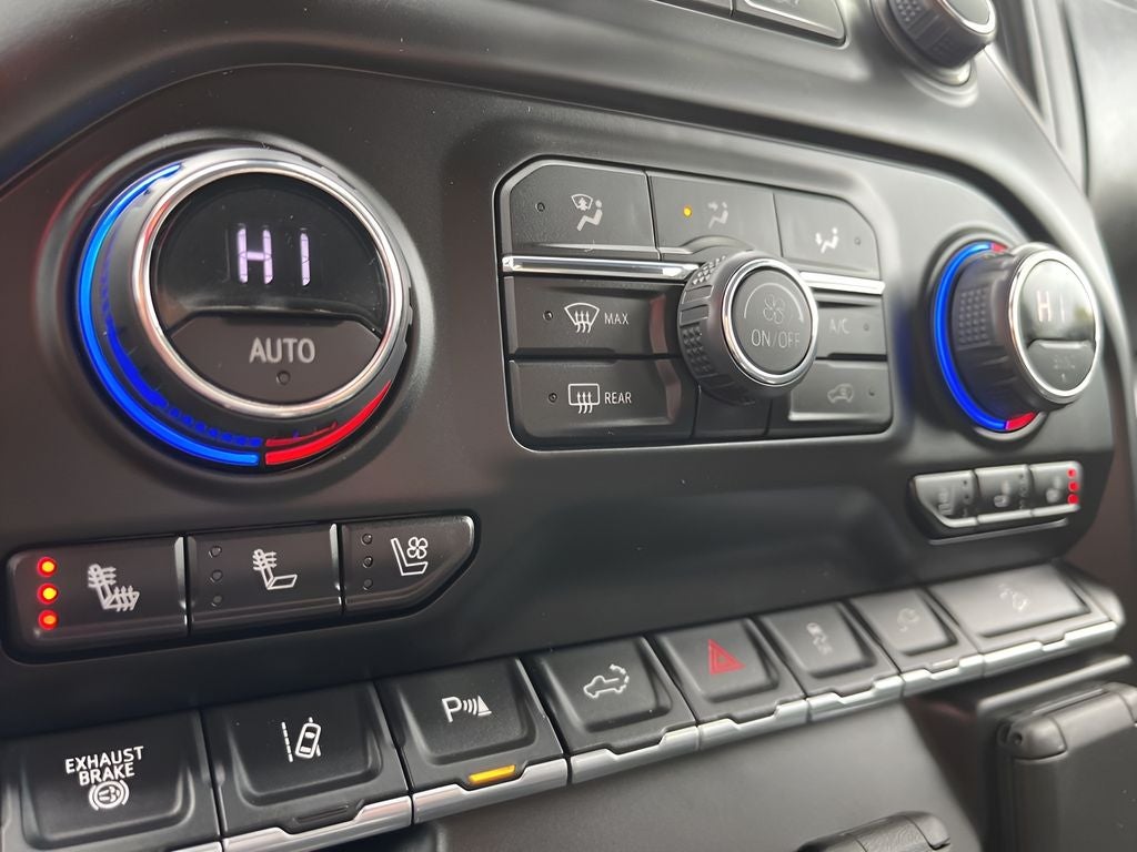 2023 Chevrolet Silverado 3500HD High Country