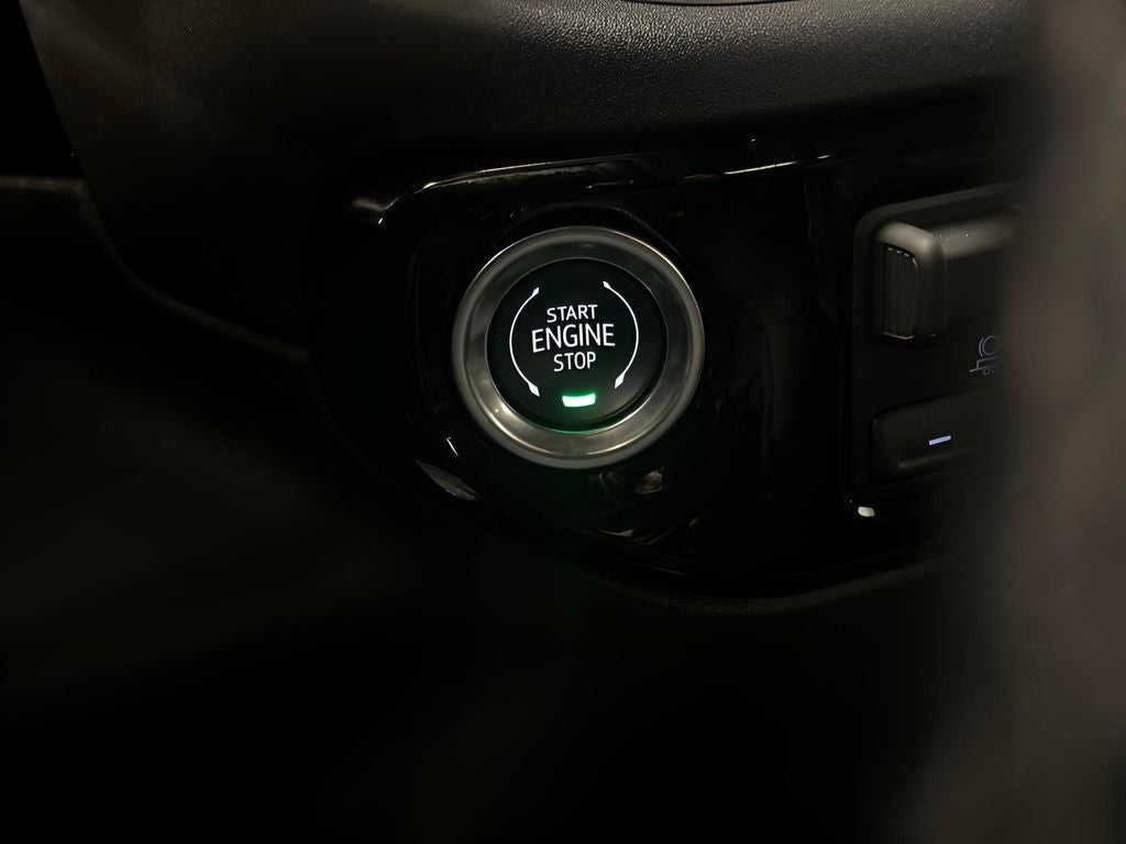 2025 Chevrolet Silverado 1500 LT CARBRAVO CERTIFIED