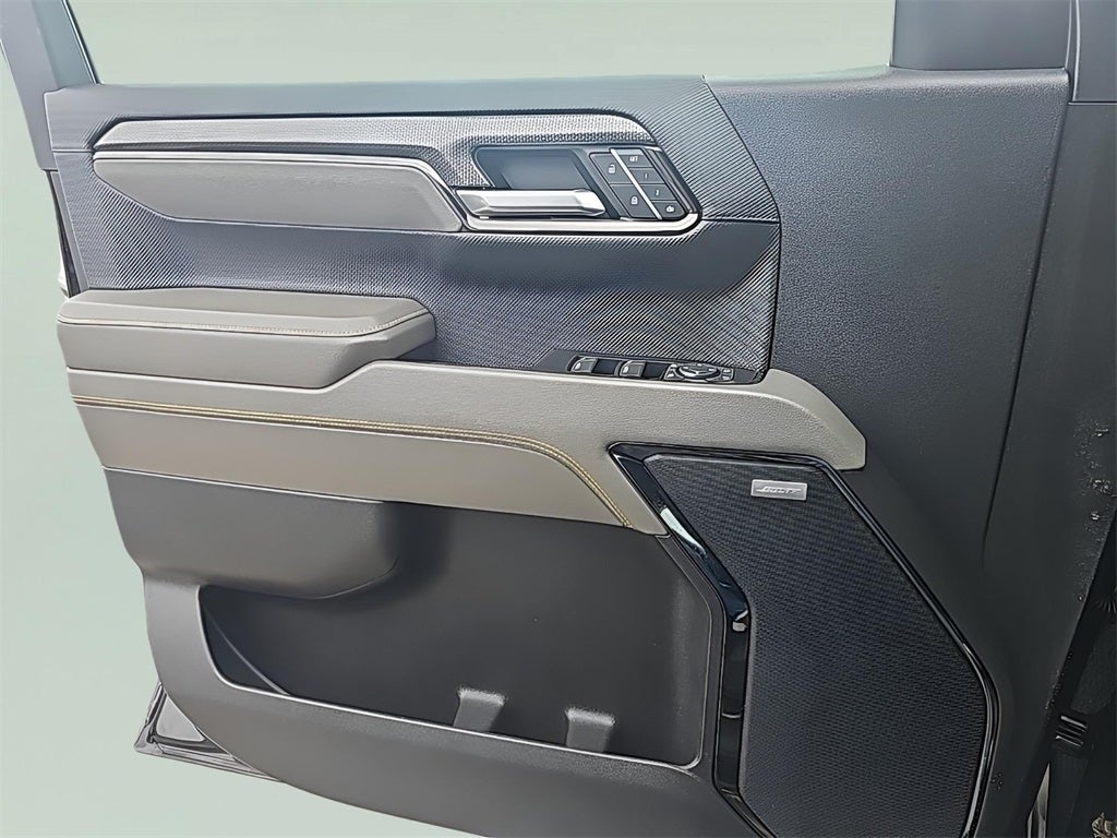 2023 Chevrolet Silverado 1500 ZR2 Fully Loaded, Custom Exhaust, (Carbravo Certified!