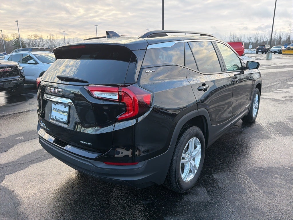 2023 GMC Terrain SLE CARBRAVO!