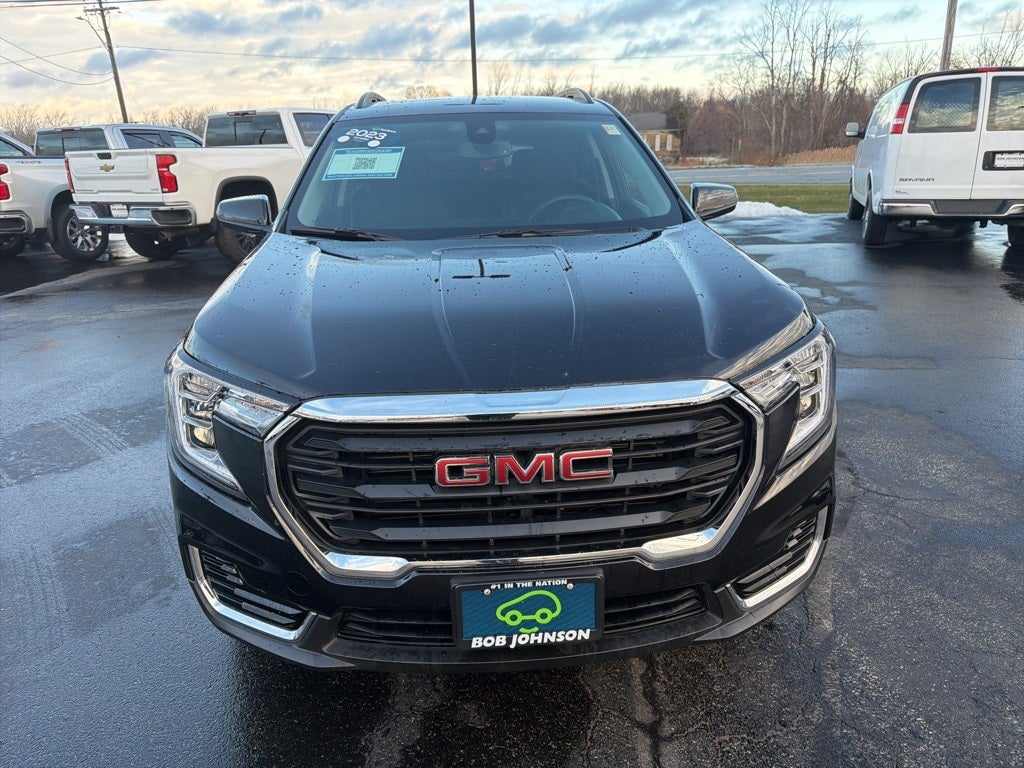 2023 GMC Terrain SLE CARBRAVO!