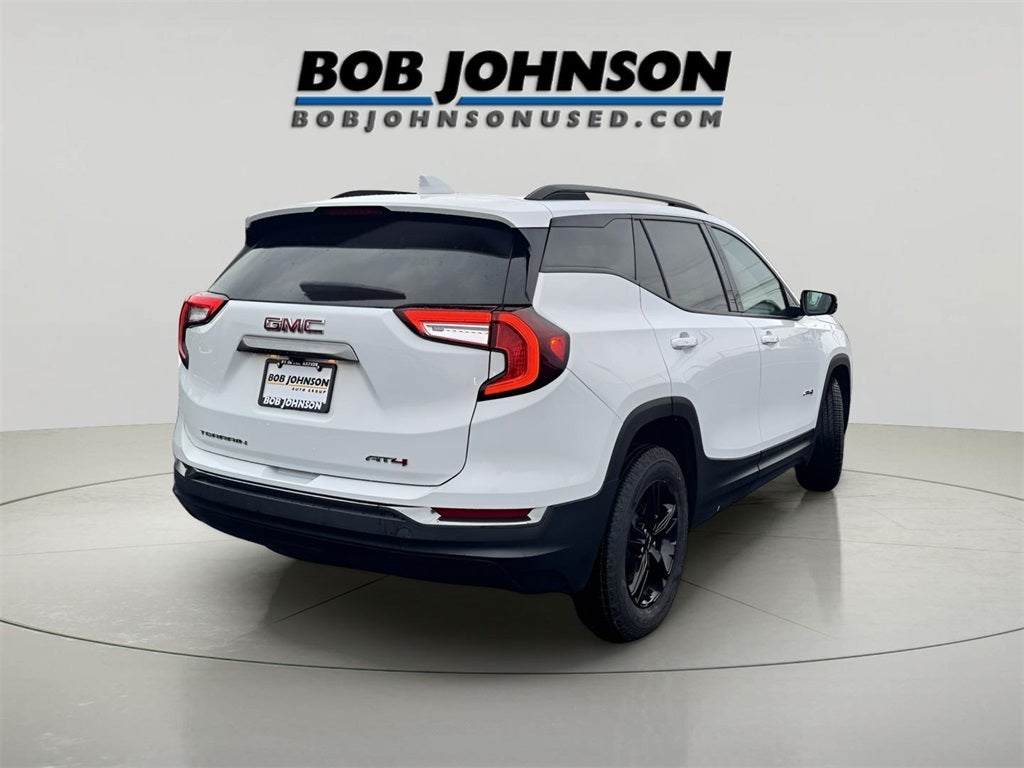 2022 GMC Terrain AT4
