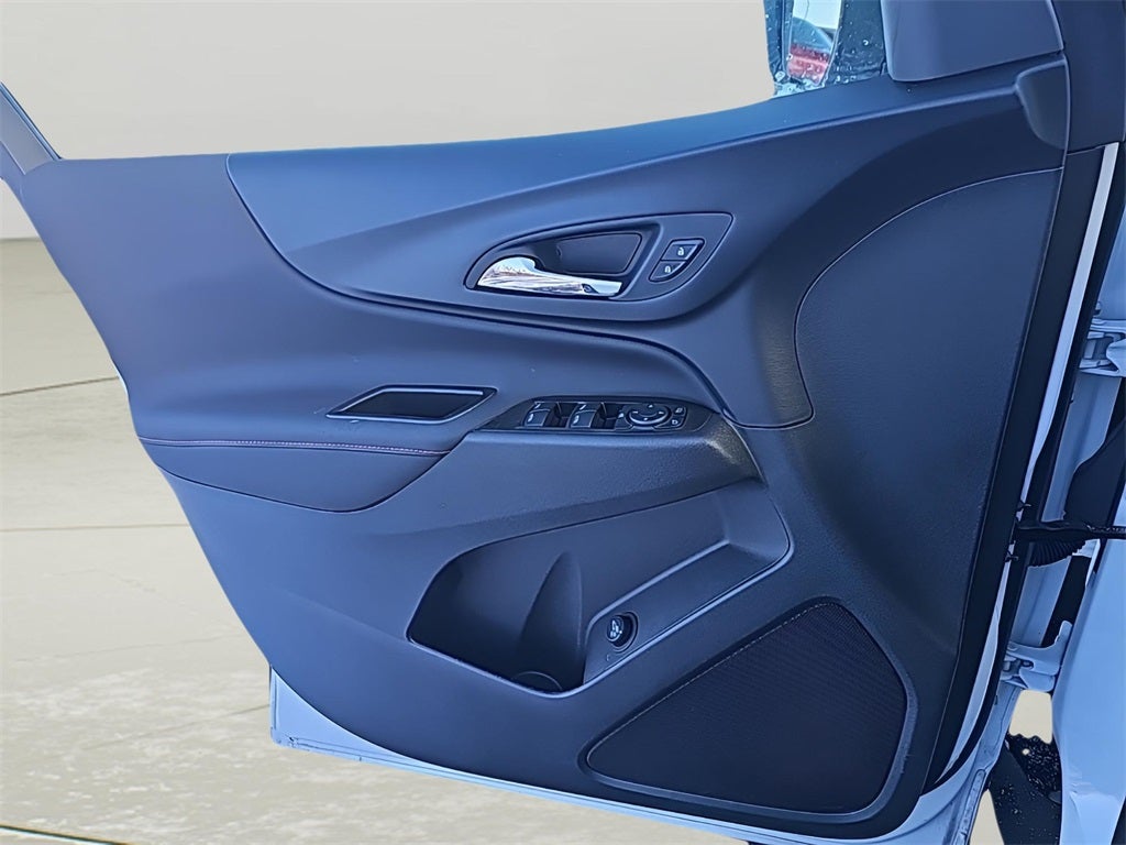 2024 Chevrolet Equinox RS Fresh Trade!!! Remote Start, Heated Seats, Power L