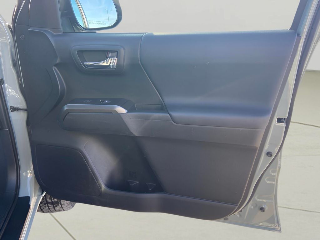 2022 Toyota Tacoma TRD Sport V6