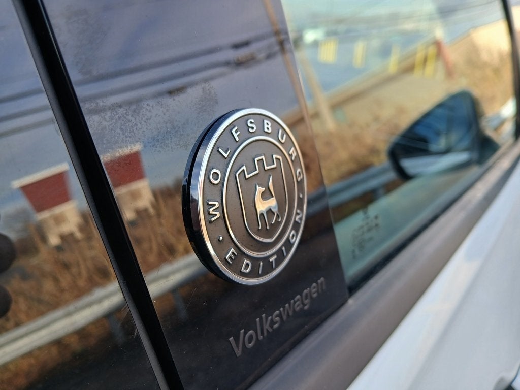 2024 Volkswagen Tiguan 2.0T Wolfsburg Edition