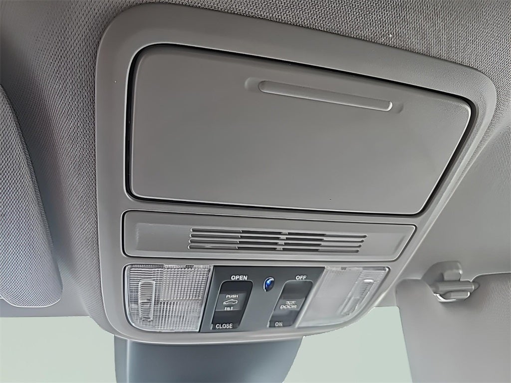 2023 Honda Odyssey EX-L Fresh Trade, Sunroof, Leather, Heated Seats, Remot