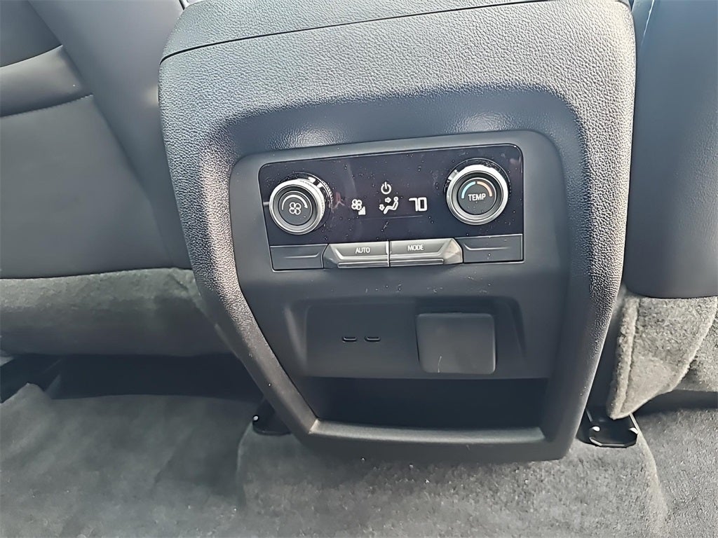 2025 Buick Enclave Sport Touring Fully Loaded, Super Cruise, Sunroof, (CarBravo!!!)