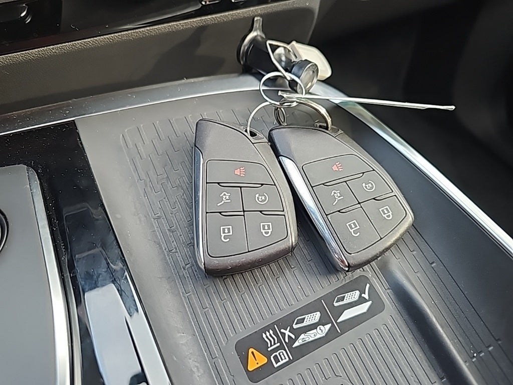 2025 Buick Enclave Sport Touring Fully Loaded, Super Cruise, Sunroof, (CarBravo!!!)