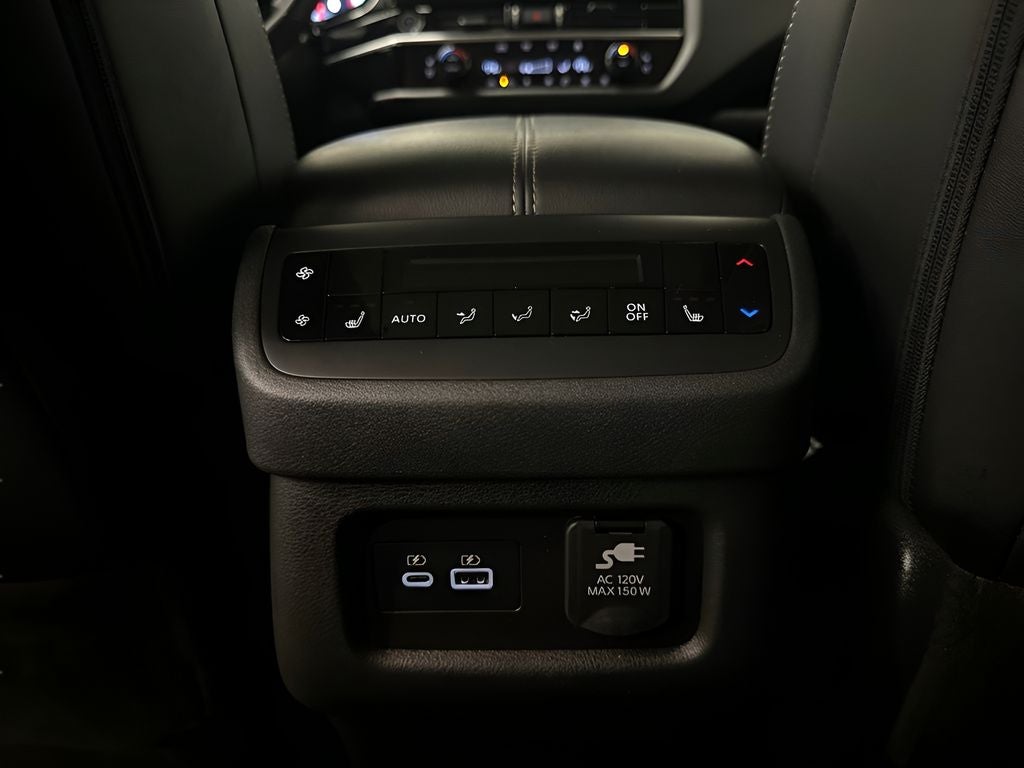 2024 Nissan Pathfinder Platinum CARBRAVO CERTIFIED