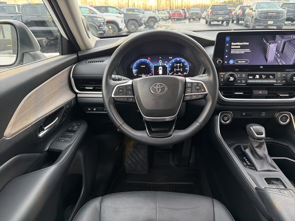 2024 Toyota Grand Highlander Limited CARBRAVO CERTIFIED!