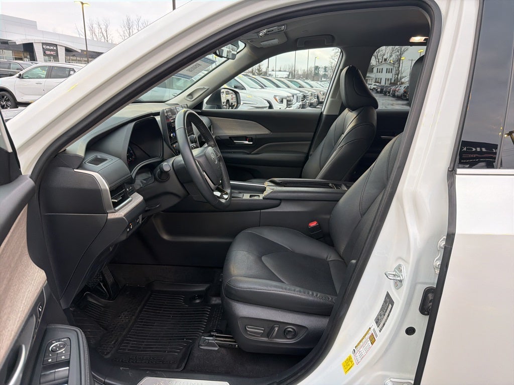 2024 Toyota Grand Highlander Limited CARBRAVO CERTIFIED!