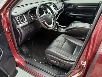 2018 Toyota Highlander SE